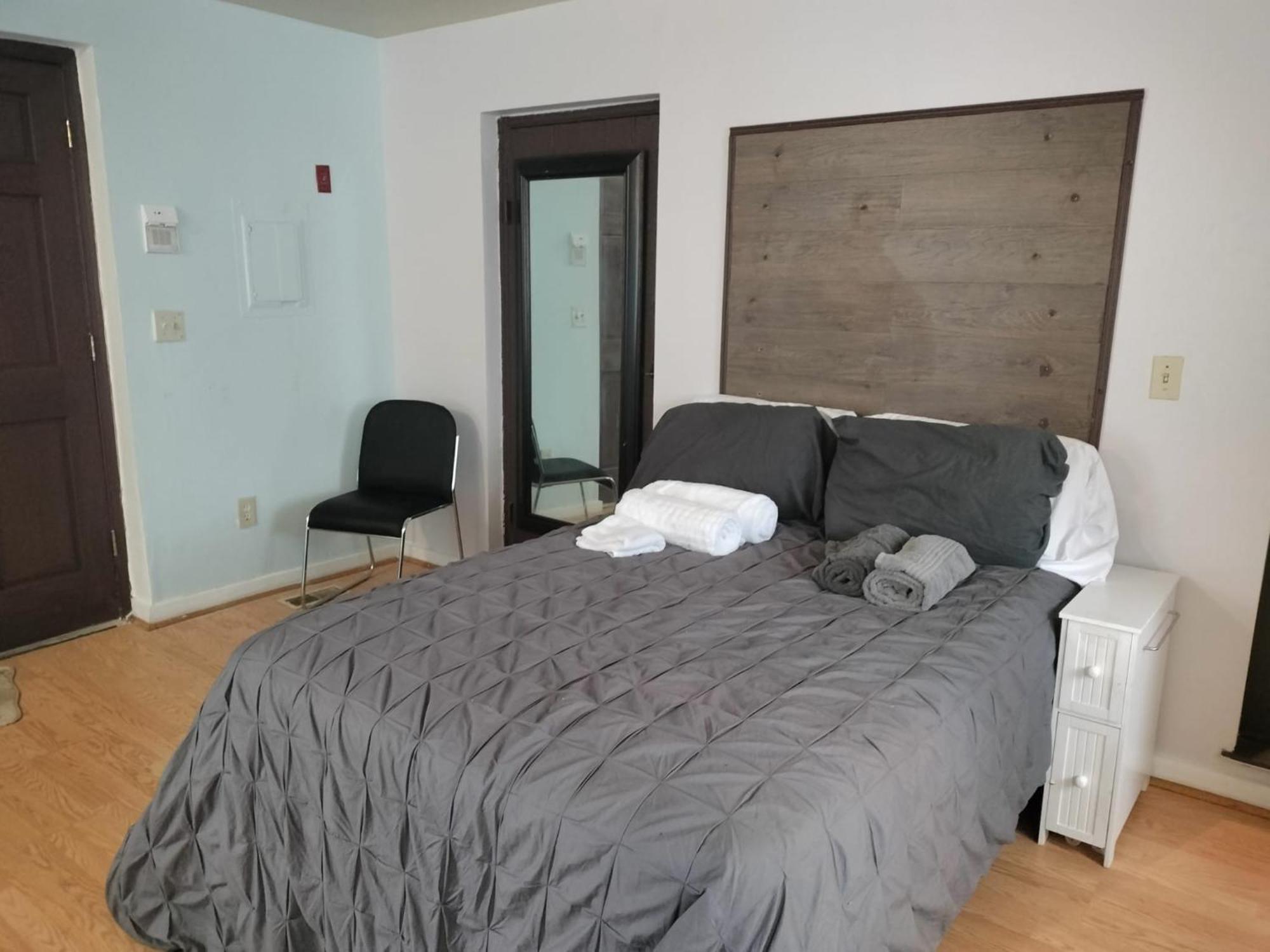 In Downtown Apartment *